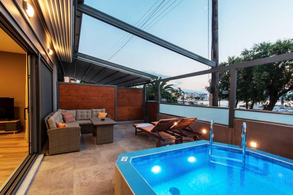 Family Luxury Apartment Chania  Bagian luar foto